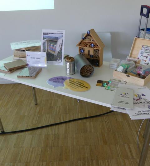 Alles rund um das Nisthilfentagebuch erfuhren die Teilnehmenden im Workshop von Laura Aporius. 