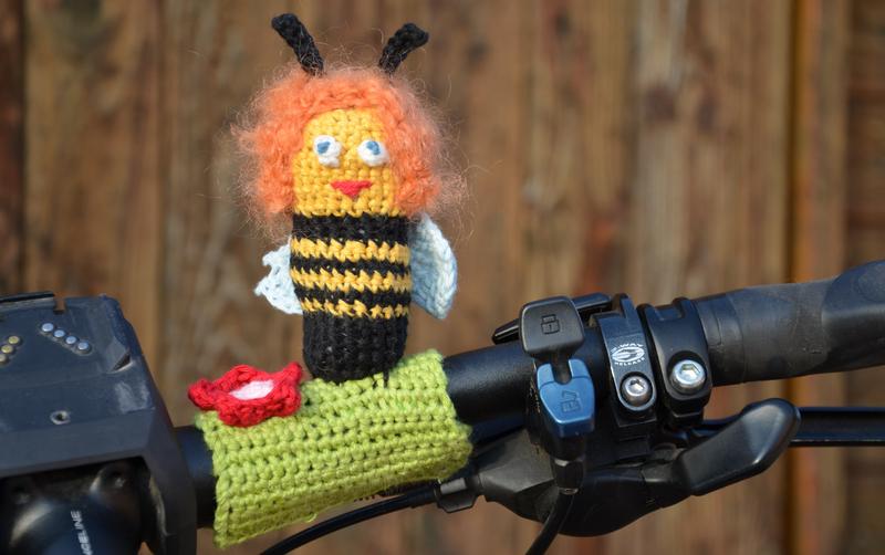 Fahrradlenker-Biene Bernhardine. (Foto: Lydia Wania-Dreher)