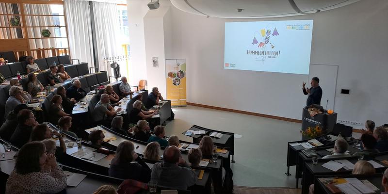 Prof. Dr. Daniel Dreesmann stellt die Arbeit des Fachbereiches Biologiedidaktik der JGU Mainz vor. 